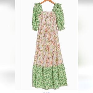 Melloday Floral Print , Maxi Dress Size Small NWT.